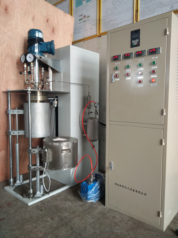 DFCF系列-釜體電動升降翻轉、加熱爐和水槽電動升降并可側移3